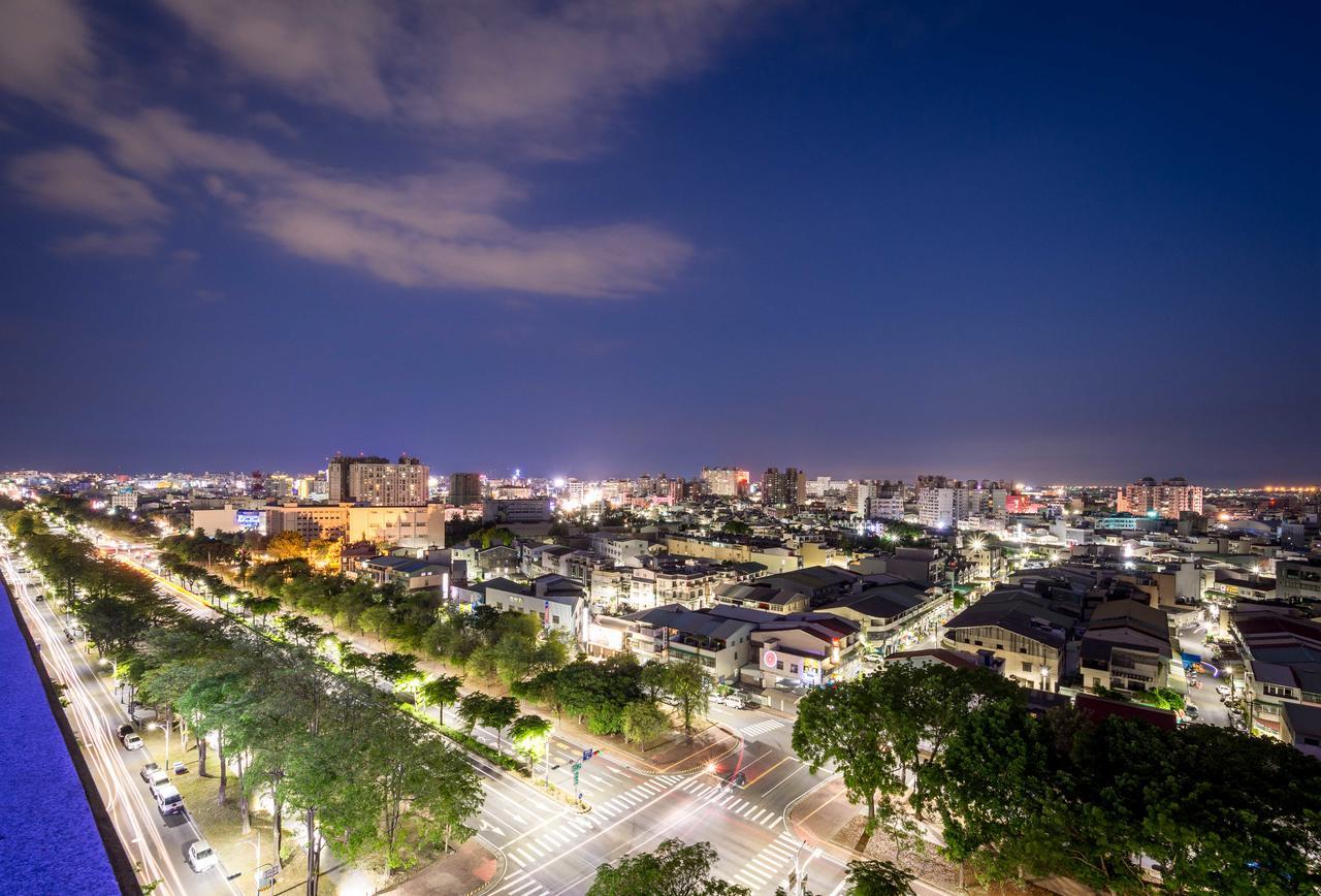 Royal Chiayi Hotel Buitenkant foto