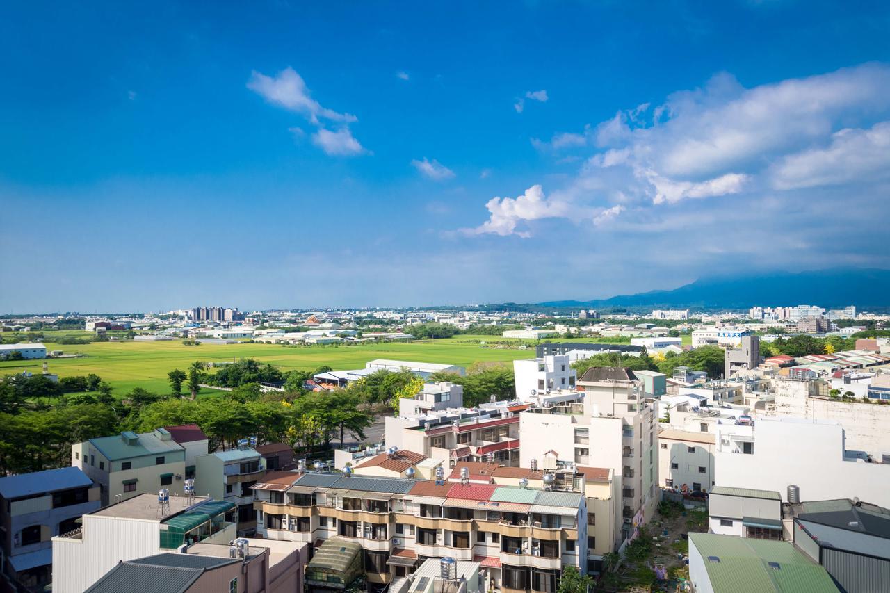 Royal Chiayi Hotel Buitenkant foto
